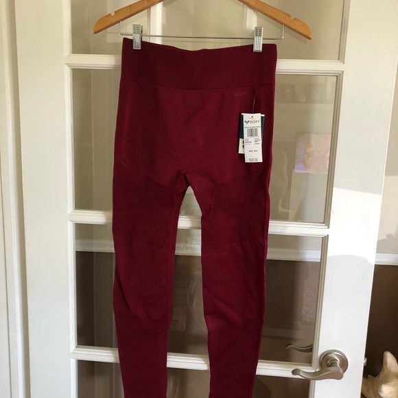 Roxy maroon- proud of being workout leggings - Picture 3 of 9